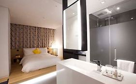 Lotte Hotel L7 Myeongdong